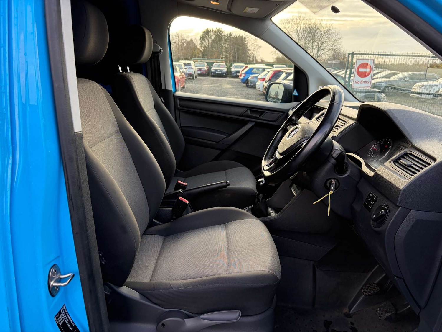 Used Volkswagen Caddy Maxi 2017 for sale - 77088681: Photo 26