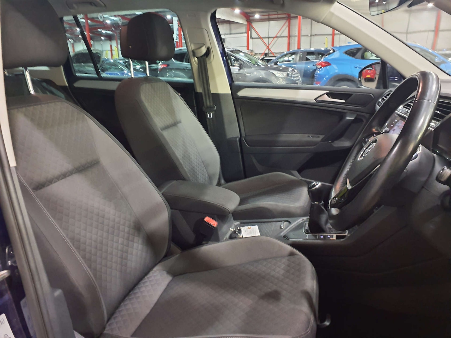 Used Volkswagen Tiguan 2019 for sale - 76433846: Photo 11