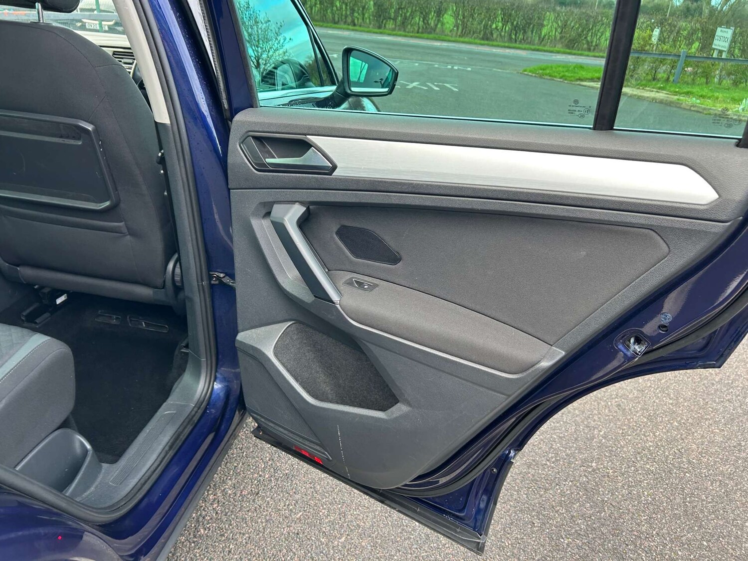 Used Volkswagen Tiguan 2019 for sale - 76433846: Photo 35