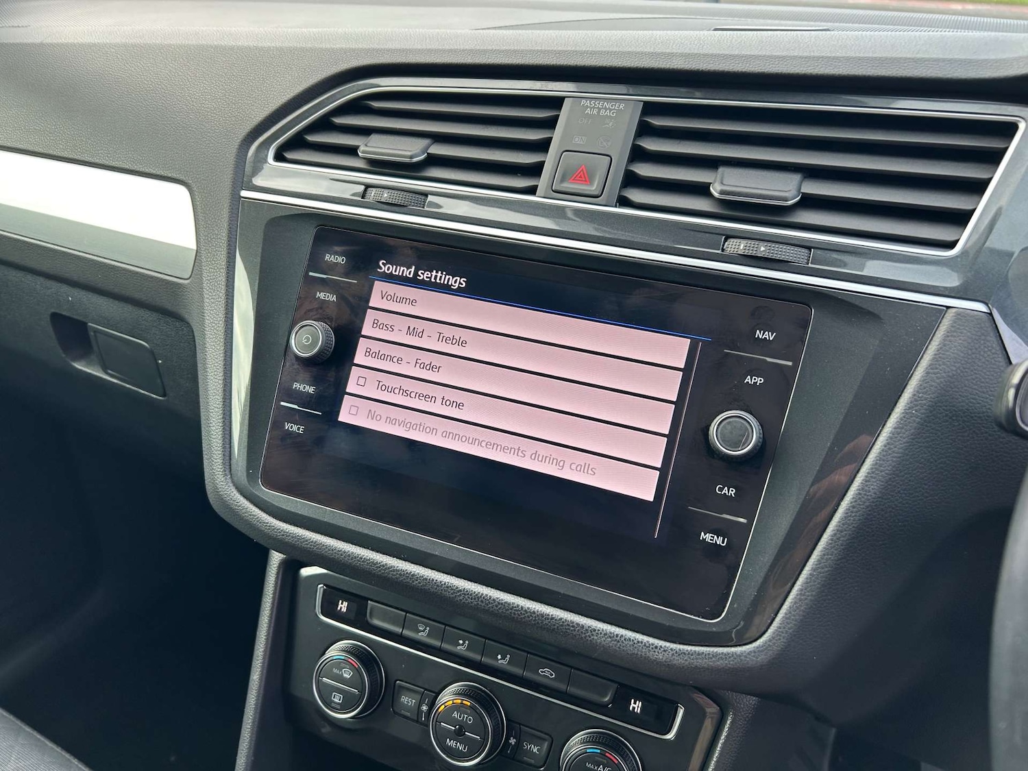 Used Volkswagen Tiguan 2019 for sale - 76433846: Photo 57