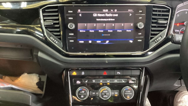 Used Volkswagen T-Roc 2021 for sale - 76223001: Photo 12