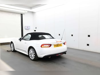 Used Fiat 124 Spider 2016 for sale - 79597614: Photo