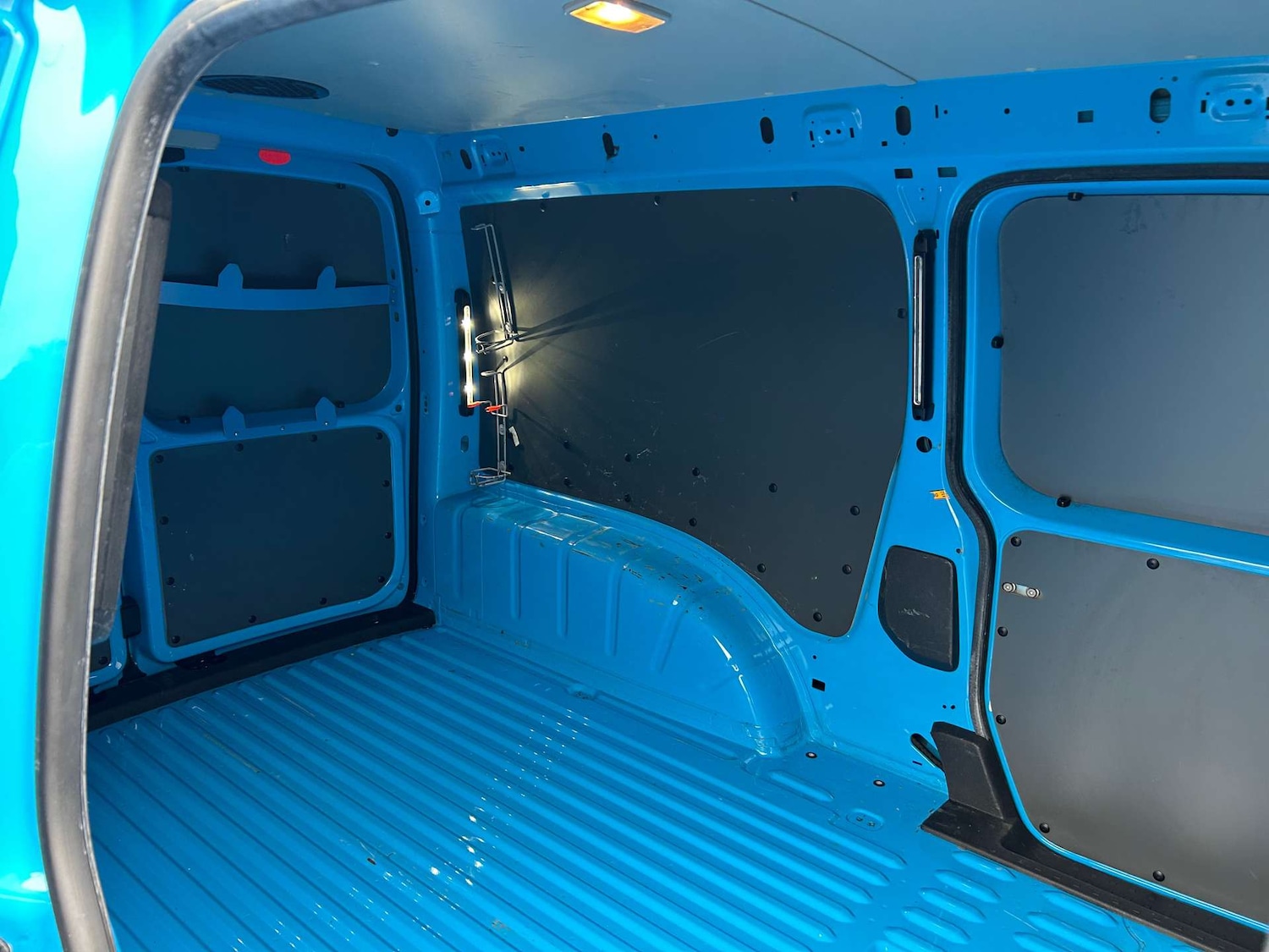 Used Volkswagen Caddy Maxi 2016 for sale - 76261036: Photo 14