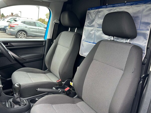 Used Volkswagen Caddy Maxi 2016 for sale - 76261036: Photo 15