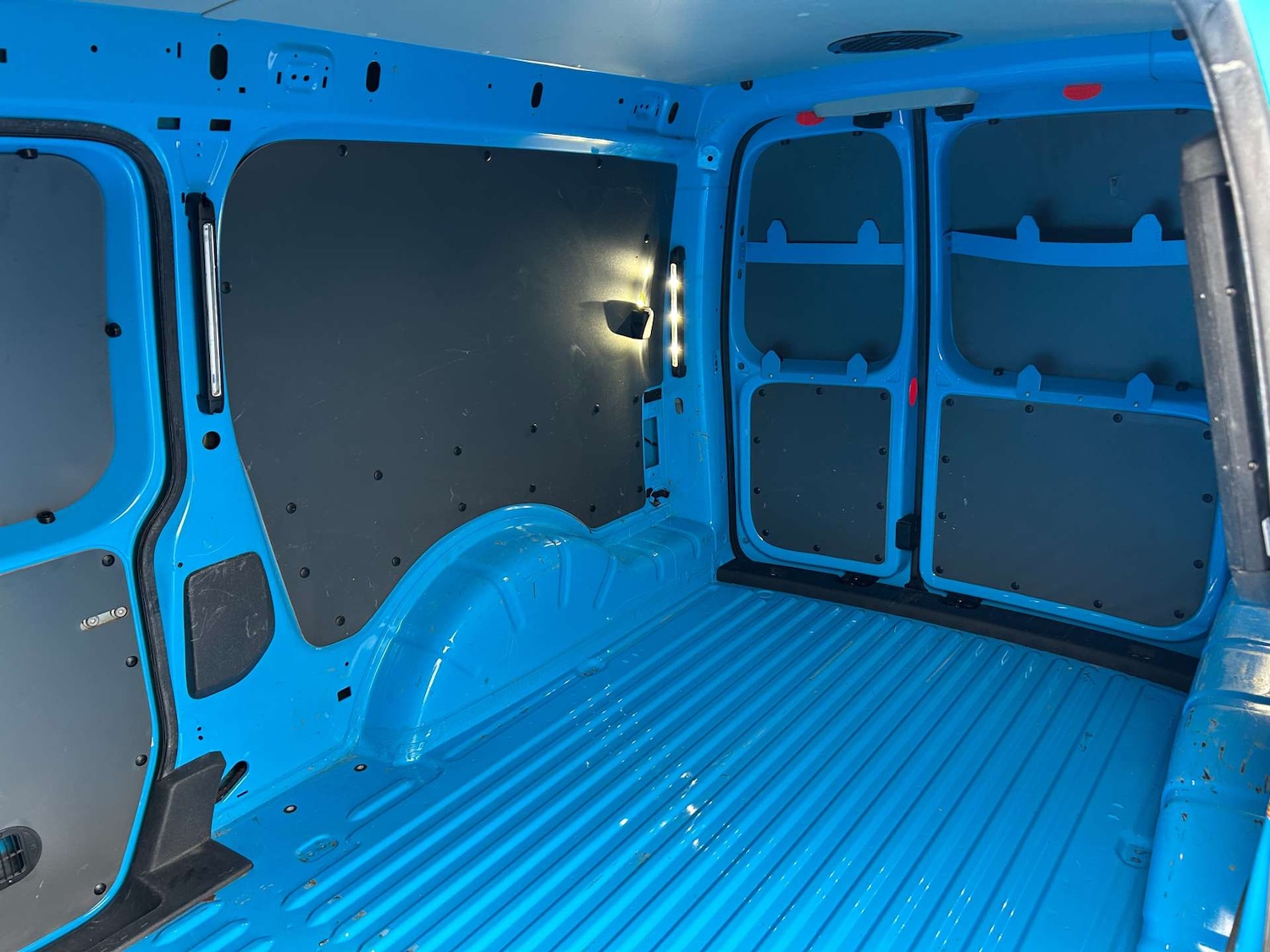 Used Volkswagen Caddy Maxi 2016 for sale - 76261036: Photo 17