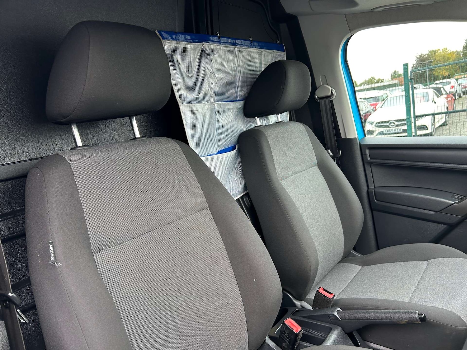 Used Volkswagen Caddy Maxi 2016 for sale - 76261036: Photo 30