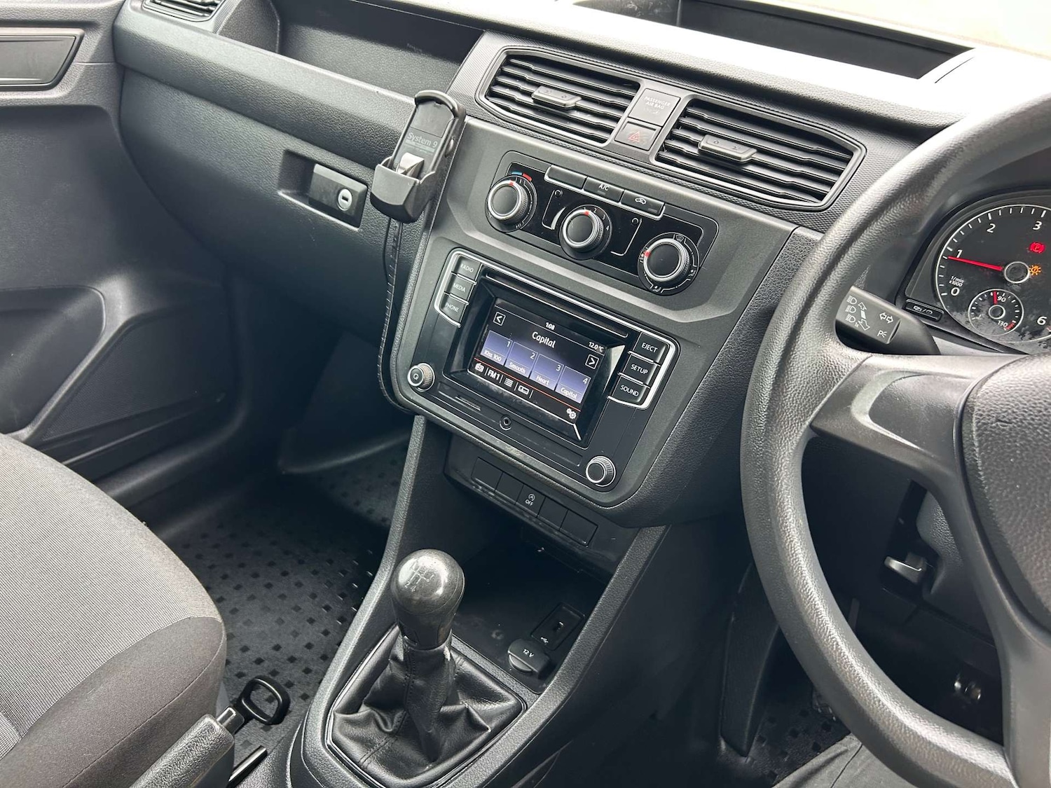 Used Volkswagen Caddy Maxi 2016 for sale - 76261036: Photo 32