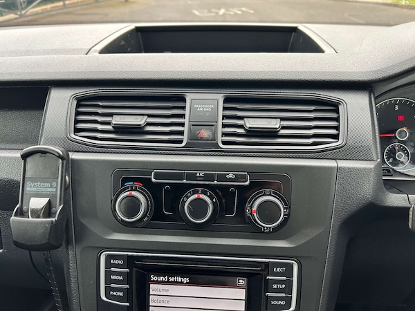 Used Volkswagen Caddy Maxi 2016 for sale - 76261036: Photo 42