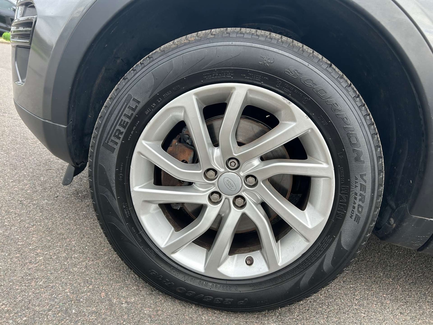 Used Land Rover Discovery Sport 2016 for sale - 76469521: Photo 10