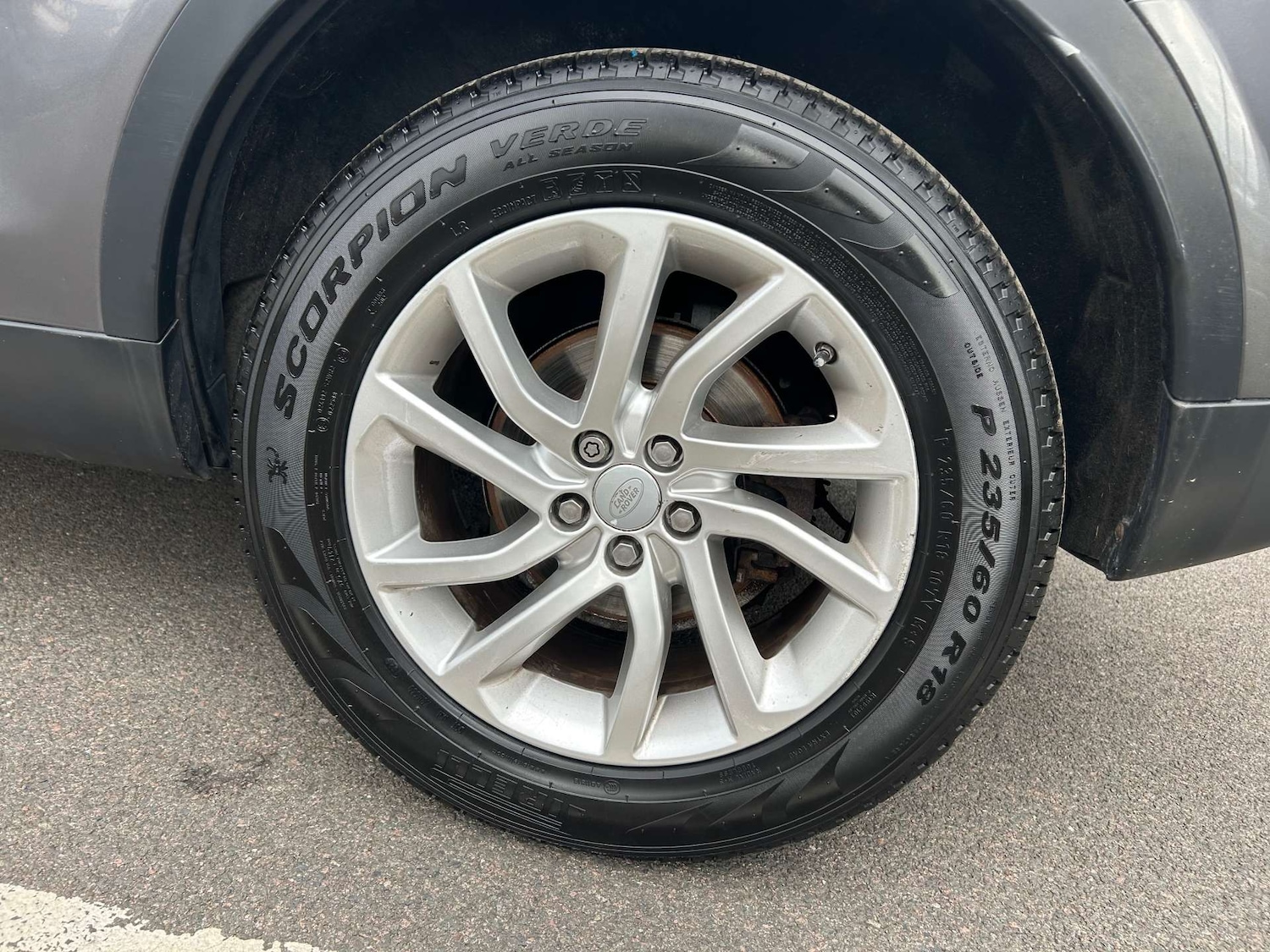 Used Land Rover Discovery Sport 2016 for sale - 76469521: Photo 11