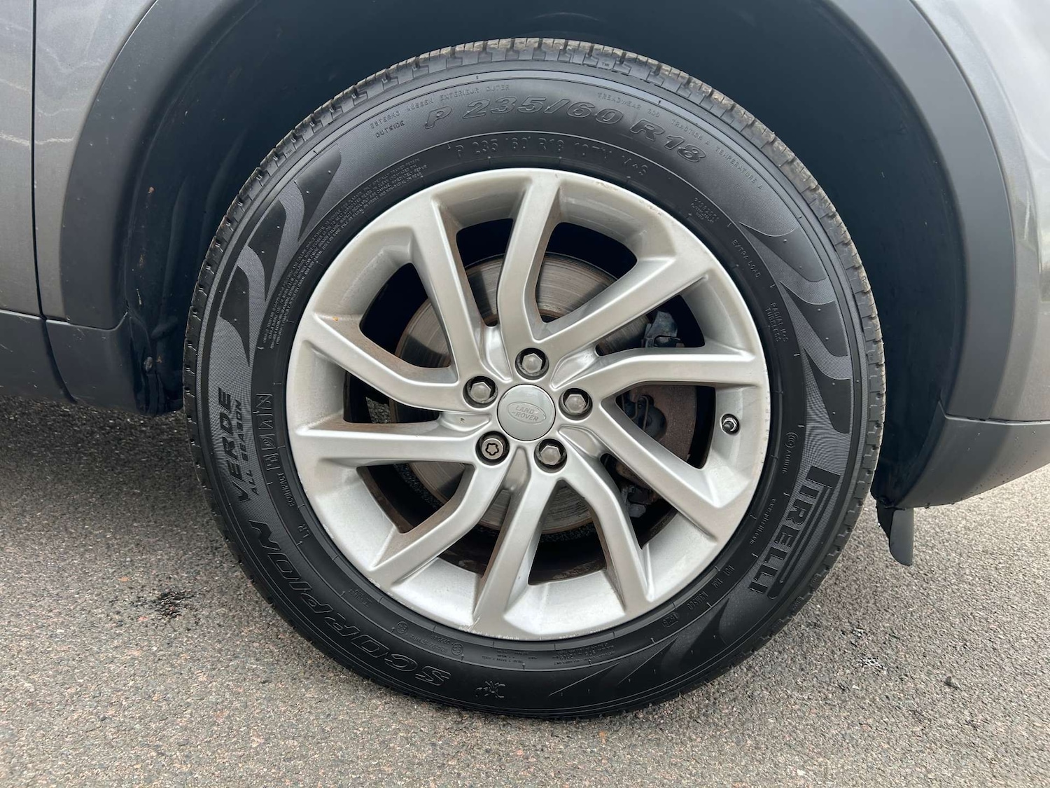 Used Land Rover Discovery Sport 2016 for sale - 76469521: Photo 13