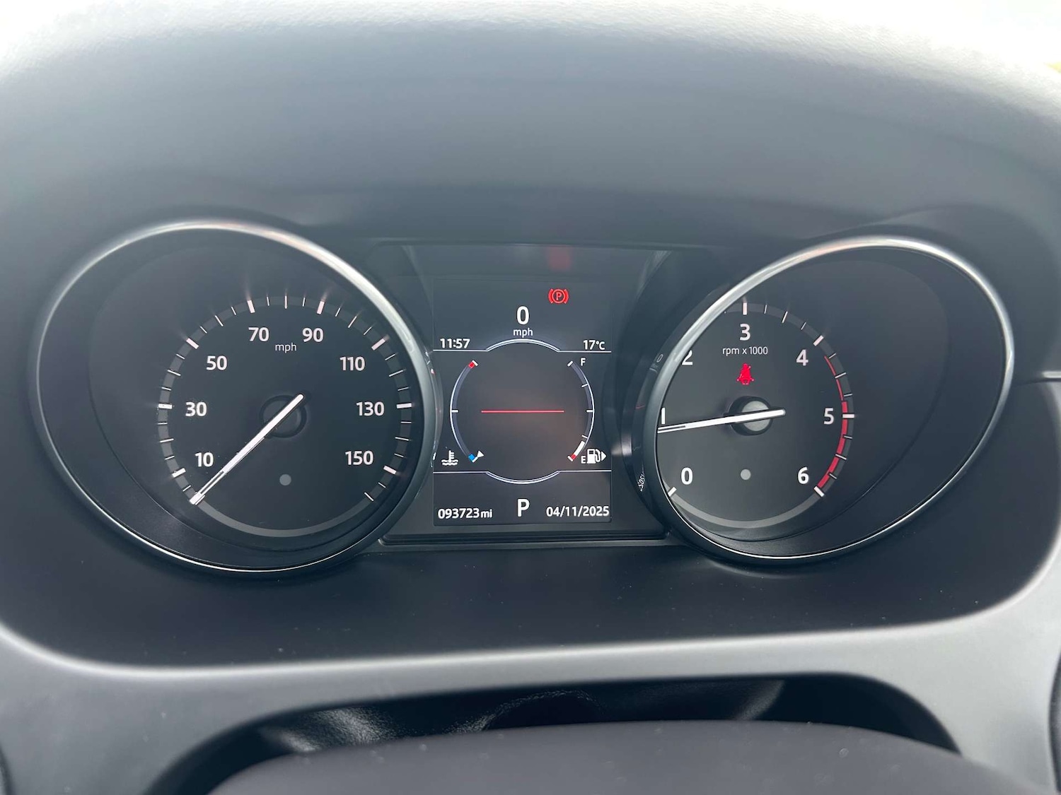 Used Land Rover Discovery Sport 2016 for sale - 76469521: Photo 14