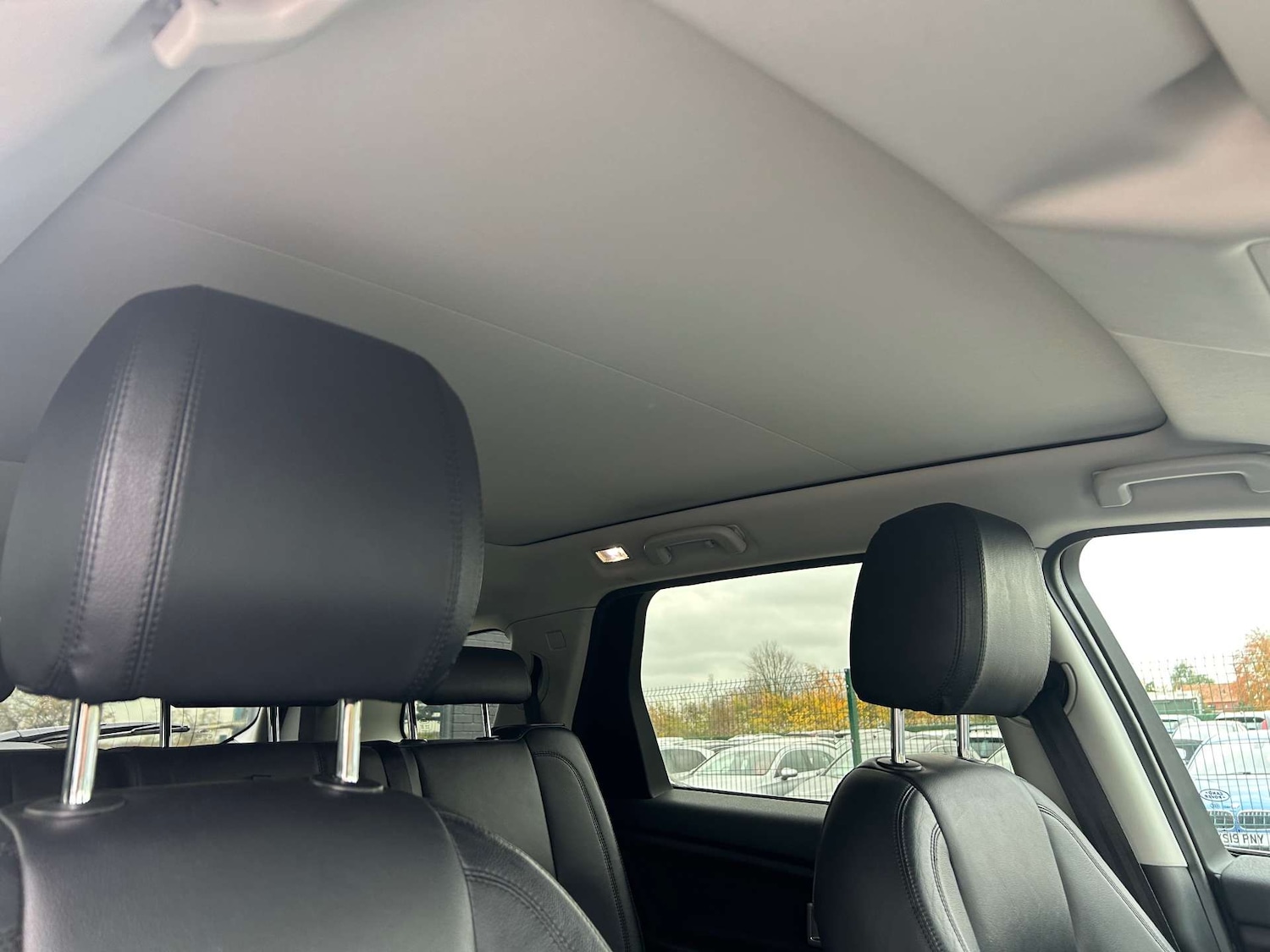 Used Land Rover Discovery Sport 2016 for sale - 76469521: Photo 29