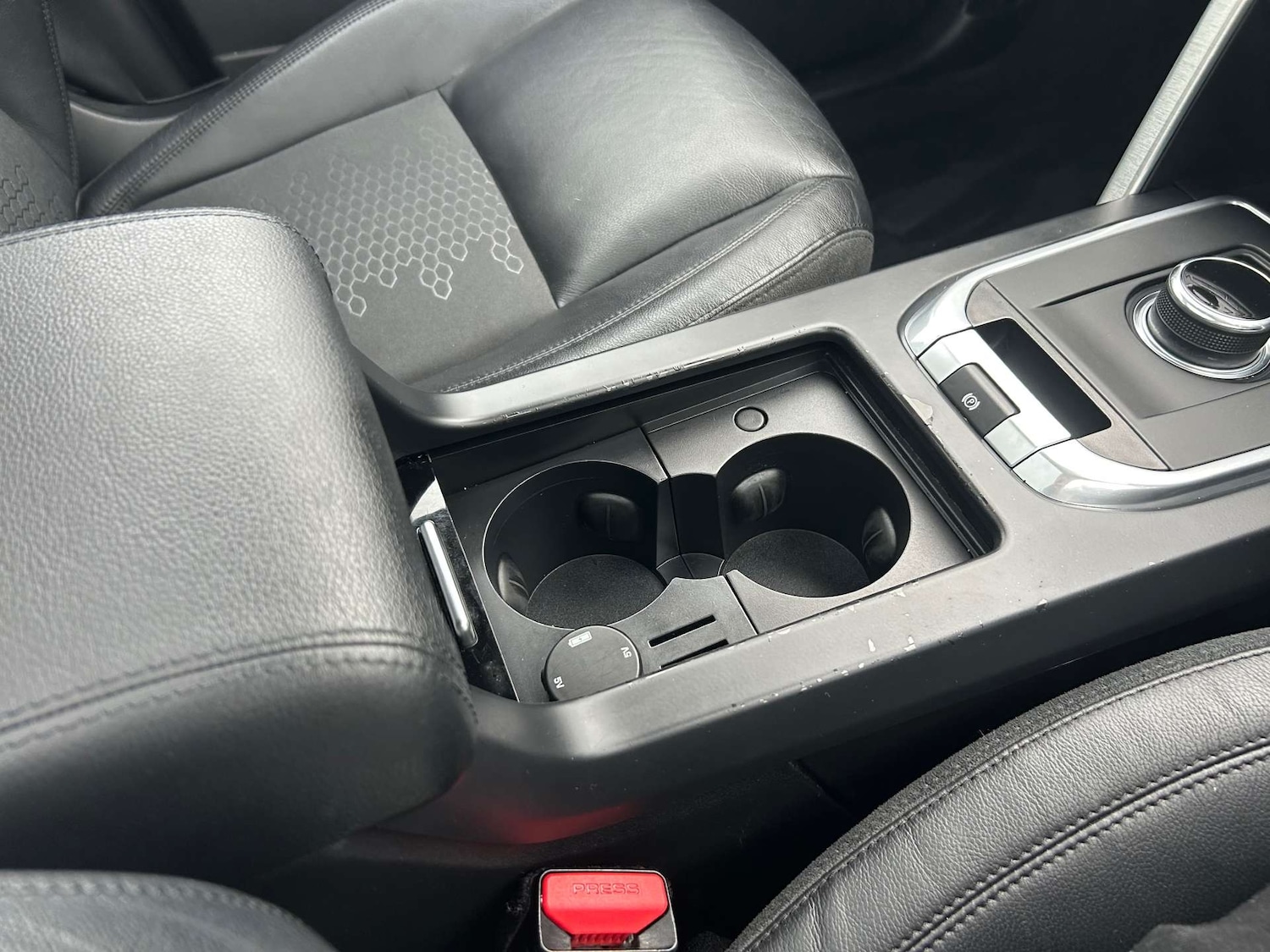 Used Land Rover Discovery Sport 2016 for sale - 76469521: Photo 35