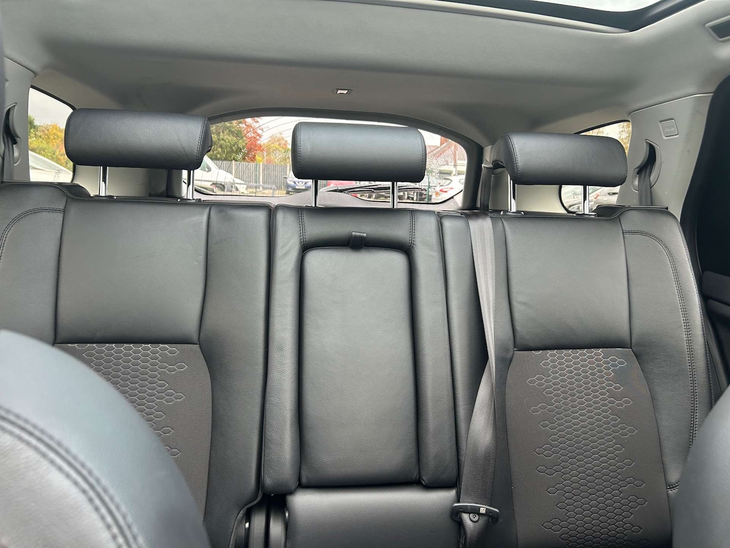 Used Land Rover Discovery Sport 2016 for sale - 76469521: Photo 49