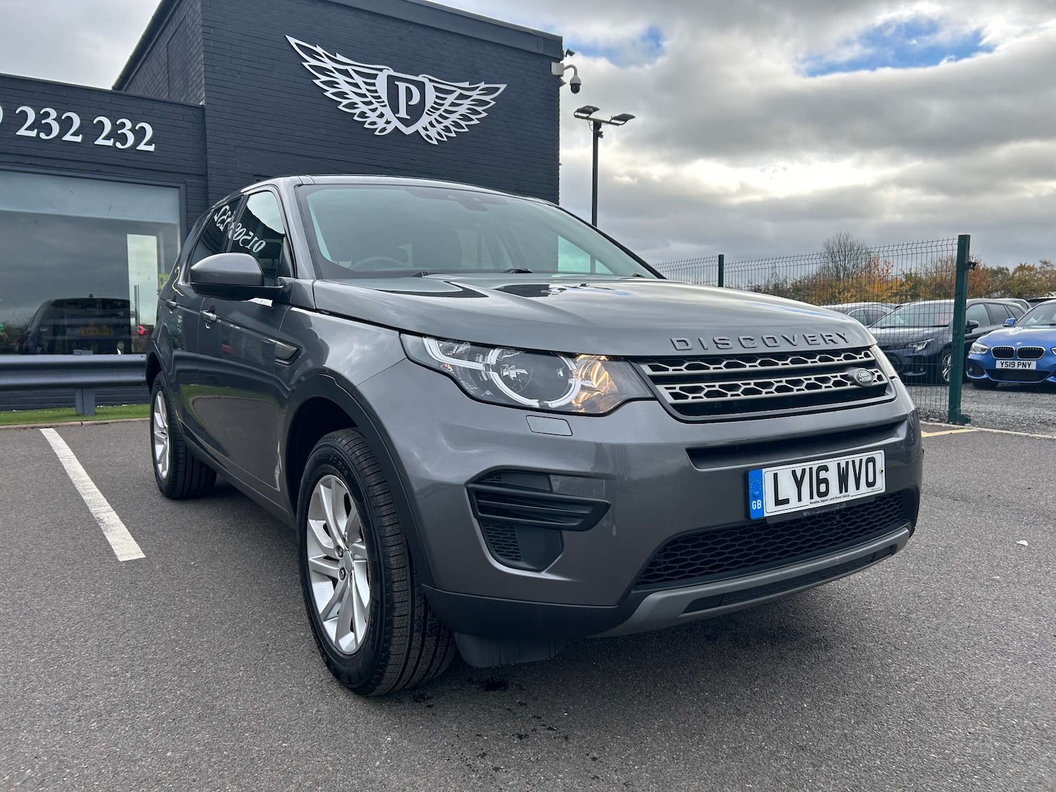 Used Land Rover Discovery Sport 2016 for sale - 76469521: Photo 69