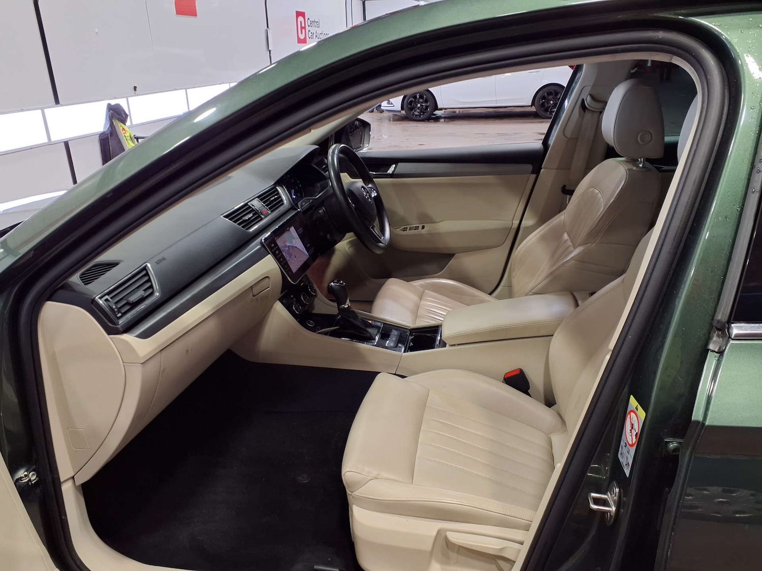 Used Skoda Superb 2018 for sale - 77721655: Photo 17