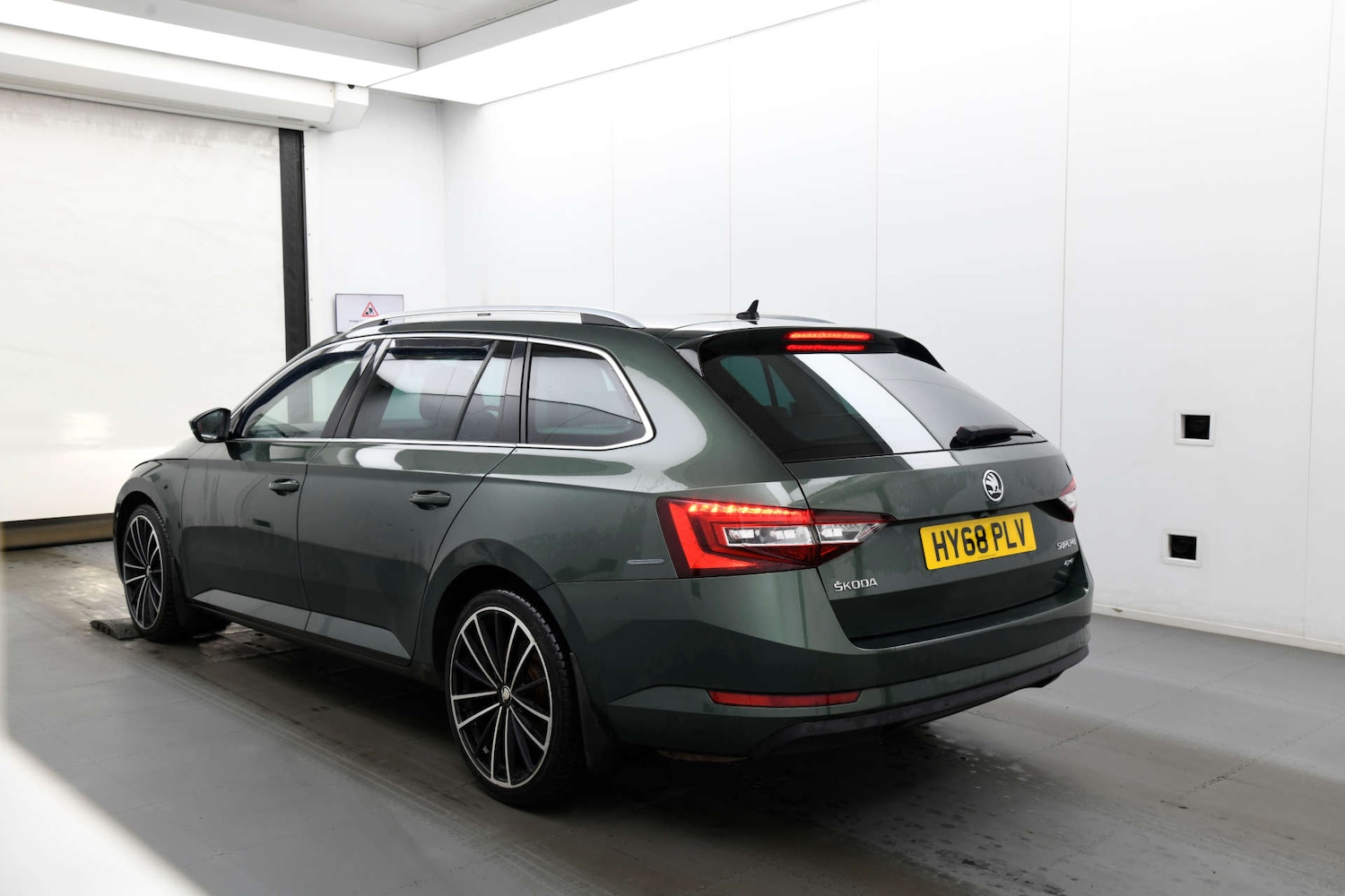 Used Skoda Superb 2018 for sale - 77721655: Photo 4