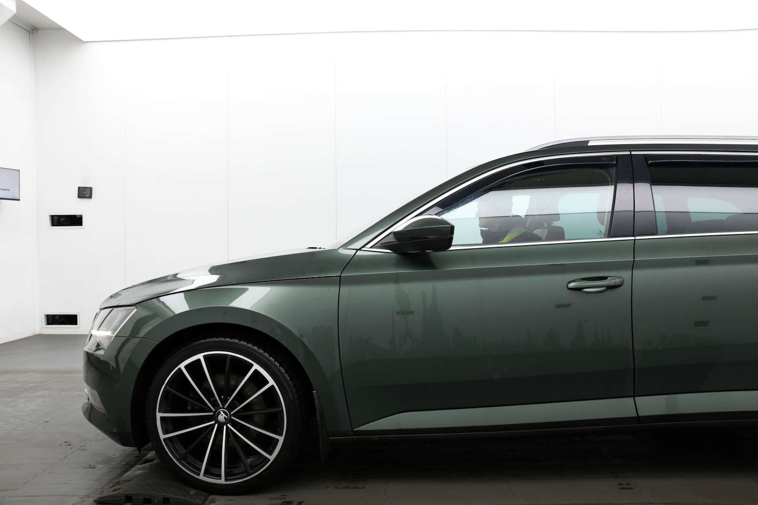 Used Skoda Superb 2018 for sale - 77721655: Photo 7