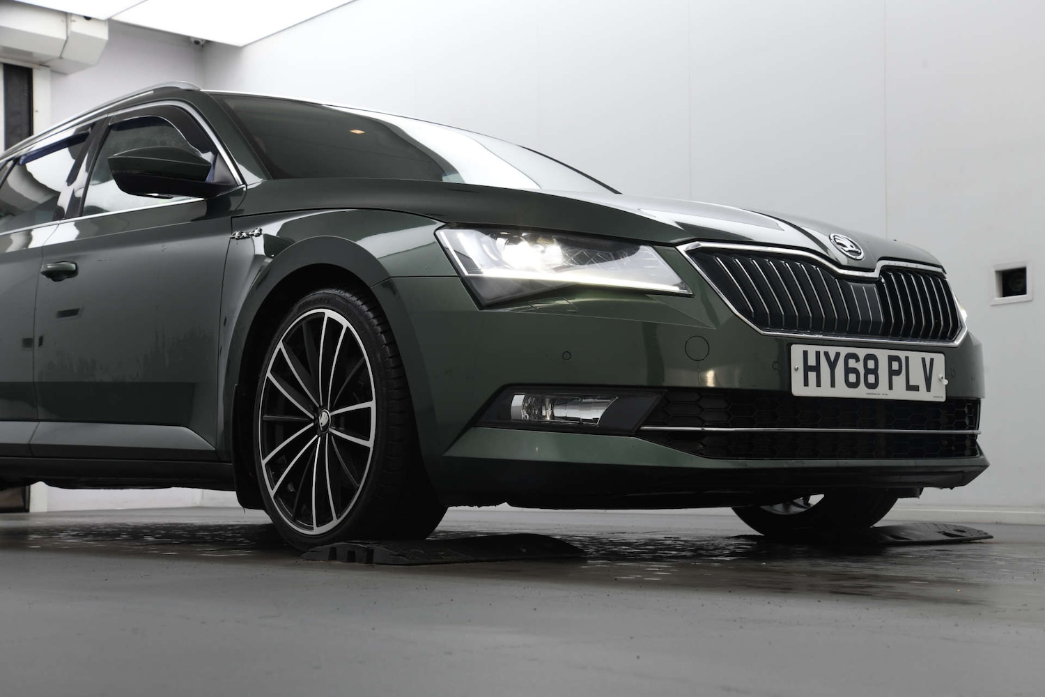 Used Skoda Superb 2018 for sale - 77721655: Photo 9