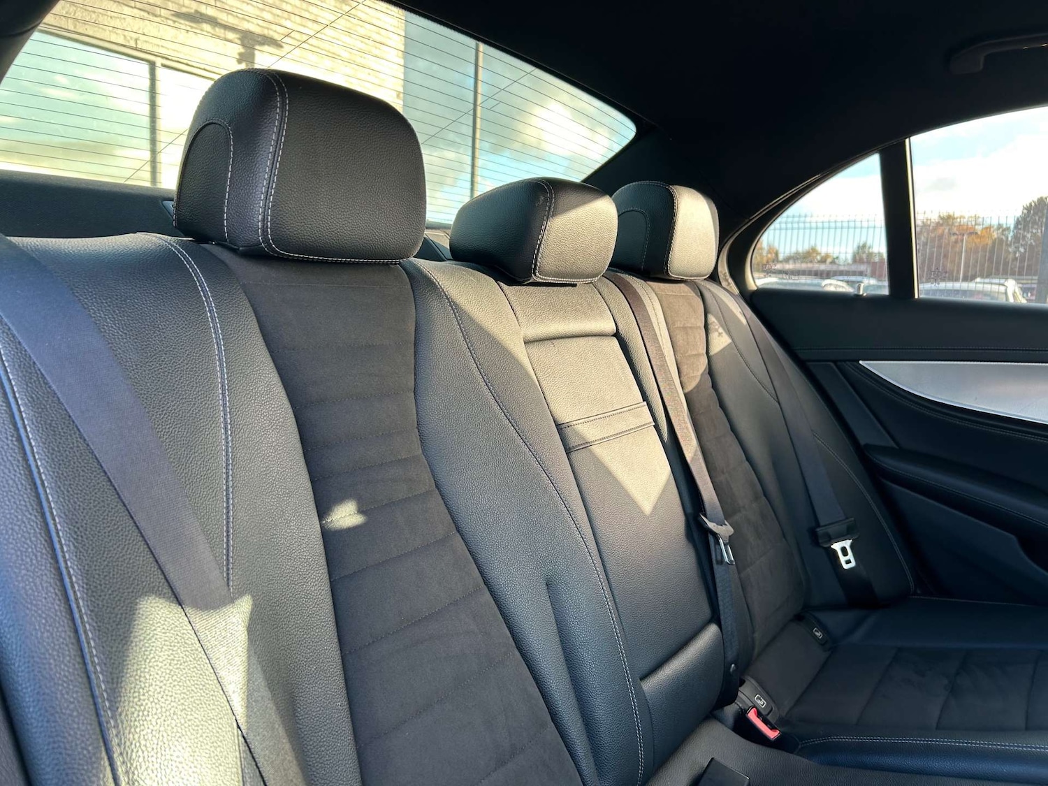 Used Mercedes-Benz E Class 2016 for sale - 76427361: Photo 43