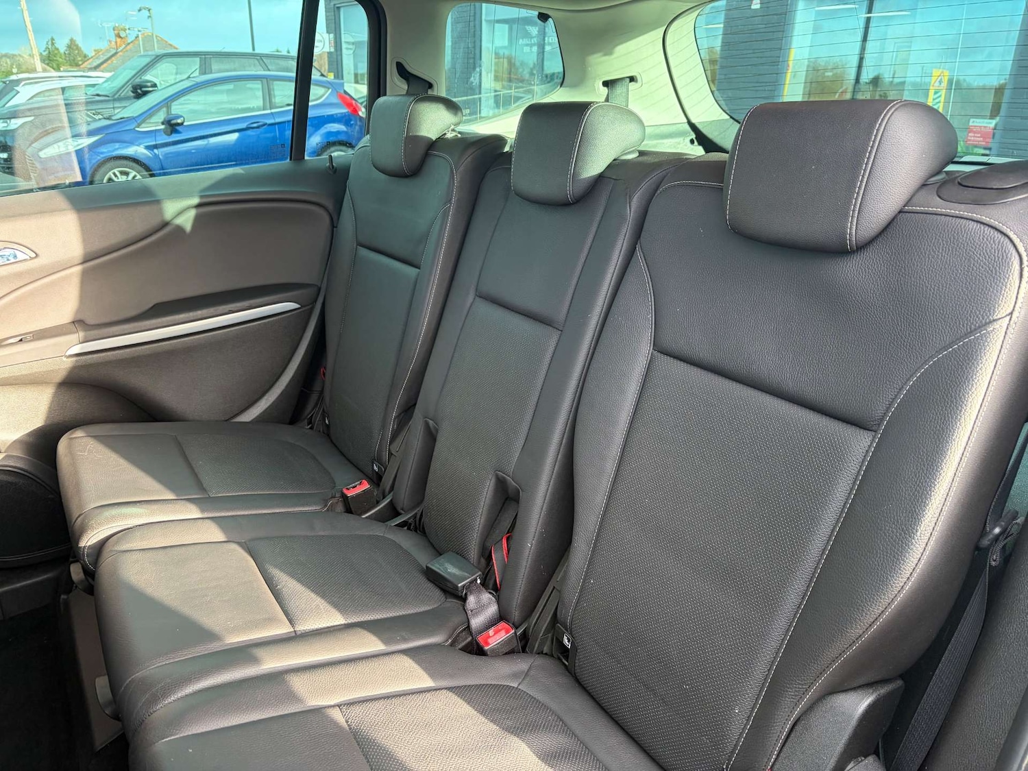 Used Vauxhall Zafira Tourer 2017 for sale - 77189544: Photo 23