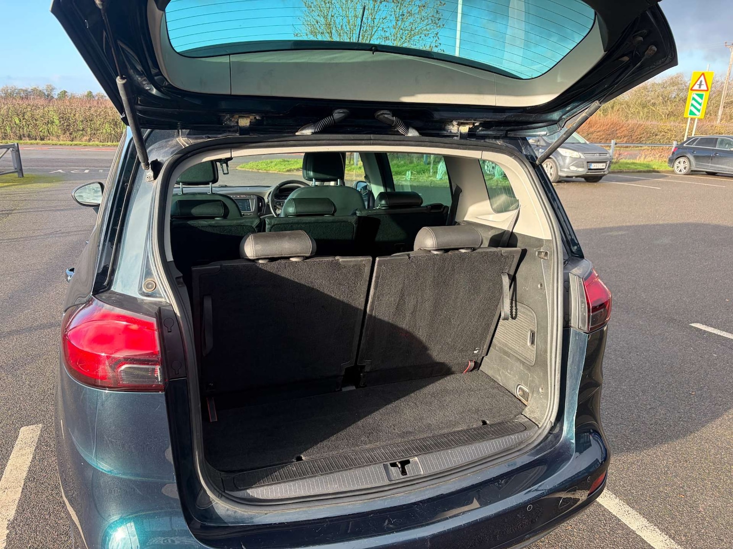 Used Vauxhall Zafira Tourer 2017 for sale - 77189544: Photo 25