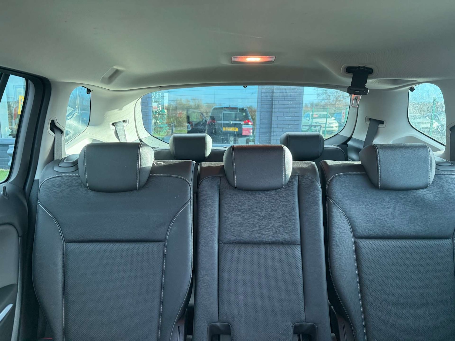 Used Vauxhall Zafira Tourer 2017 for sale - 77189544: Photo 37