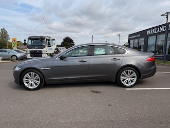 Used Jaguar XF 2018 for sale - 75473823: Photo