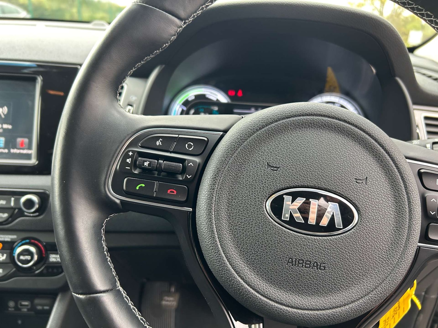 Used Kia Niro 2019 for sale - 76105330: Photo 41