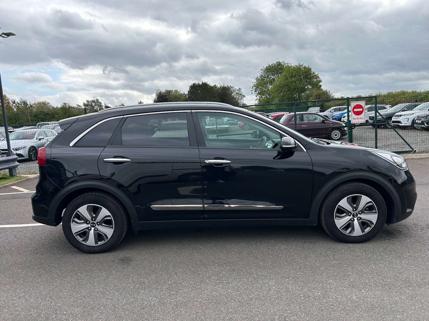 Used Kia Niro 2019 for sale - 76105330: Photo 9