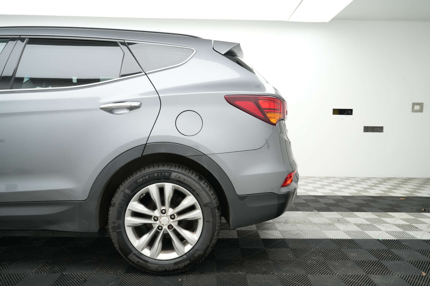 Used Hyundai Santa Fe 2016 for sale - 77236279: Photo 12