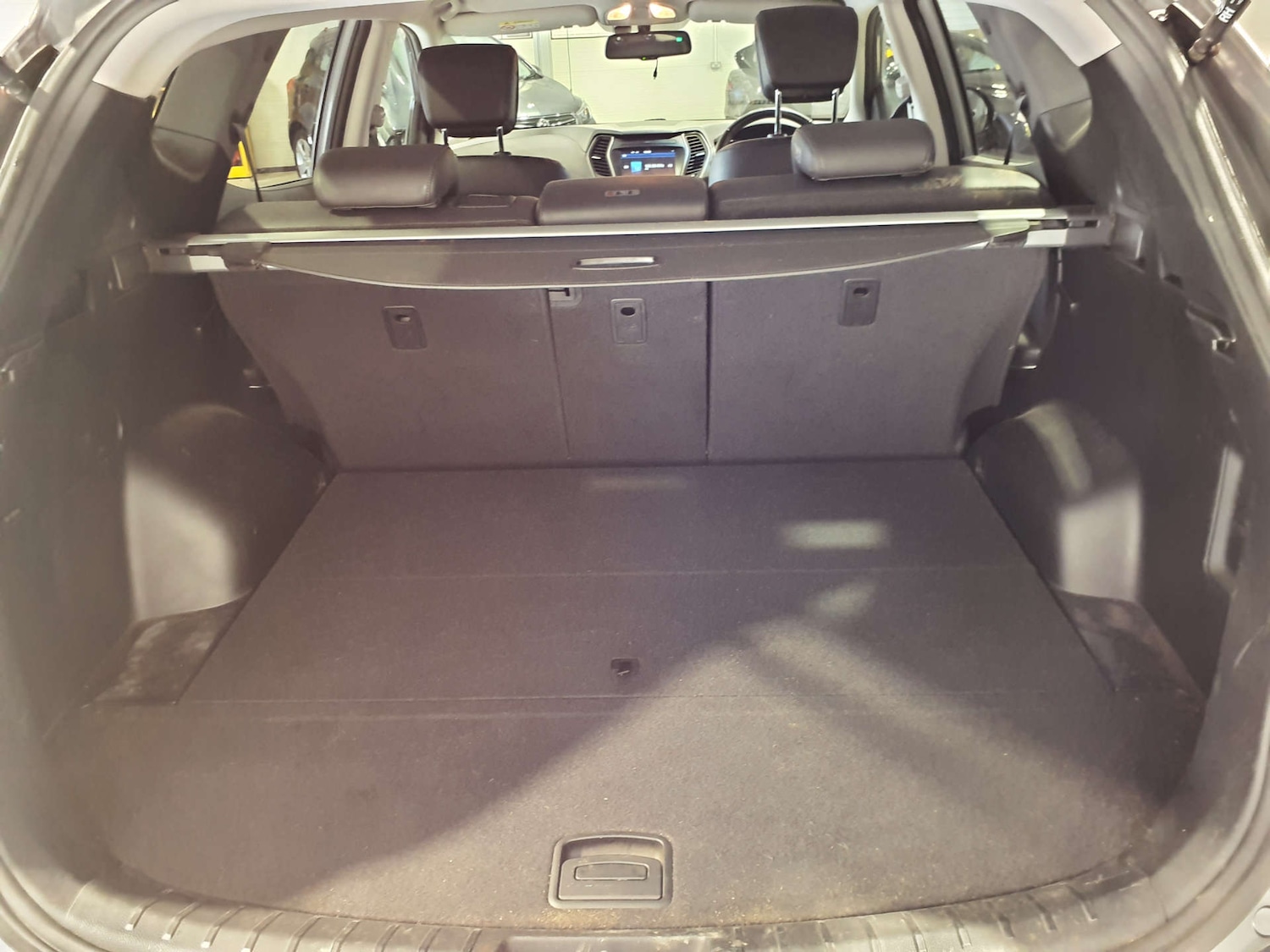 Used Hyundai Santa Fe 2016 for sale - 77236279: Photo 15