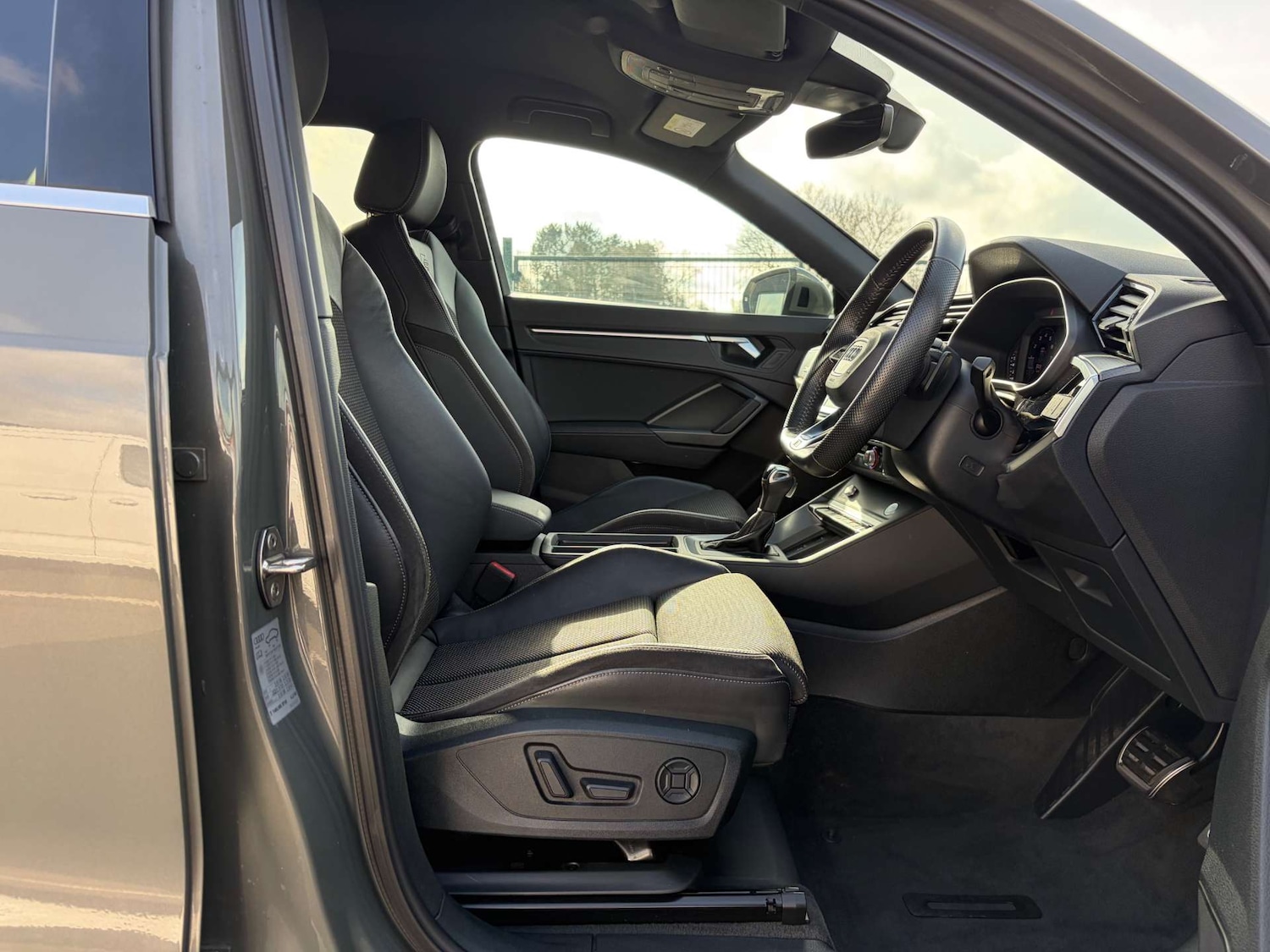 Used Audi Q3 2019 for sale - 77664904: Photo 39