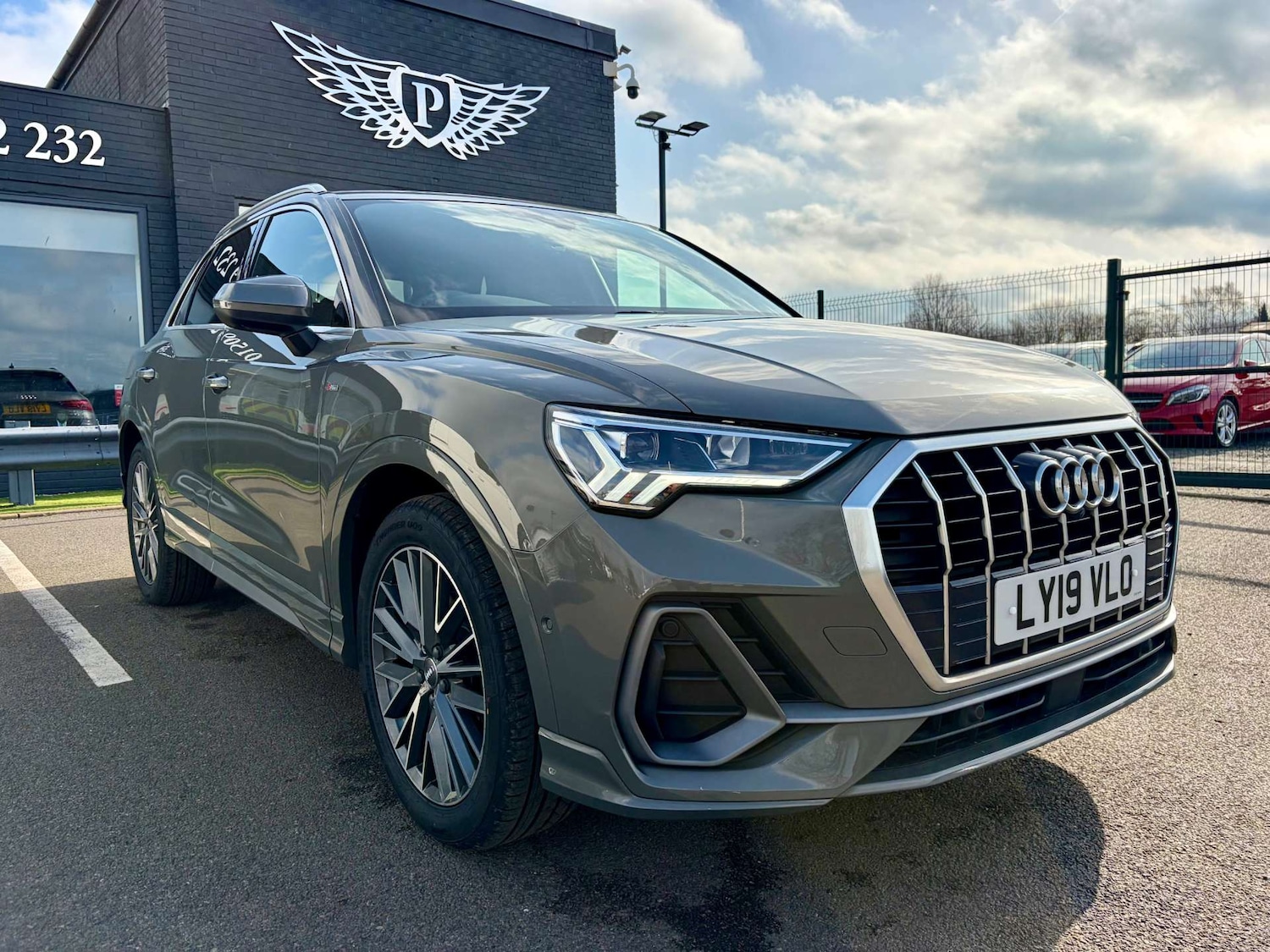 Used Audi Q3 2019 for sale - 77664904: Photo 63