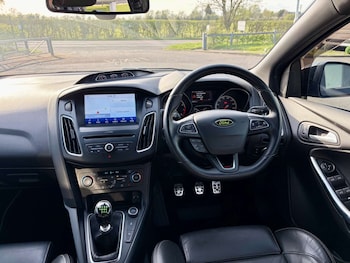 Used Ford Focus 2017 for sale - 78531853: Photo