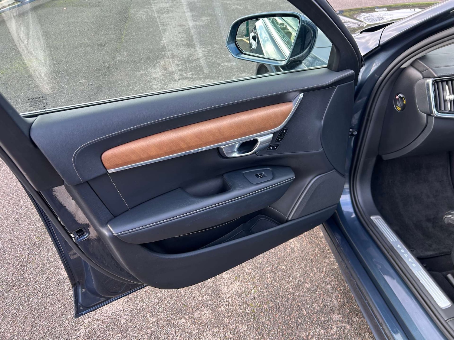 Used Volvo V90 2018 for sale - 76629670: Photo 18