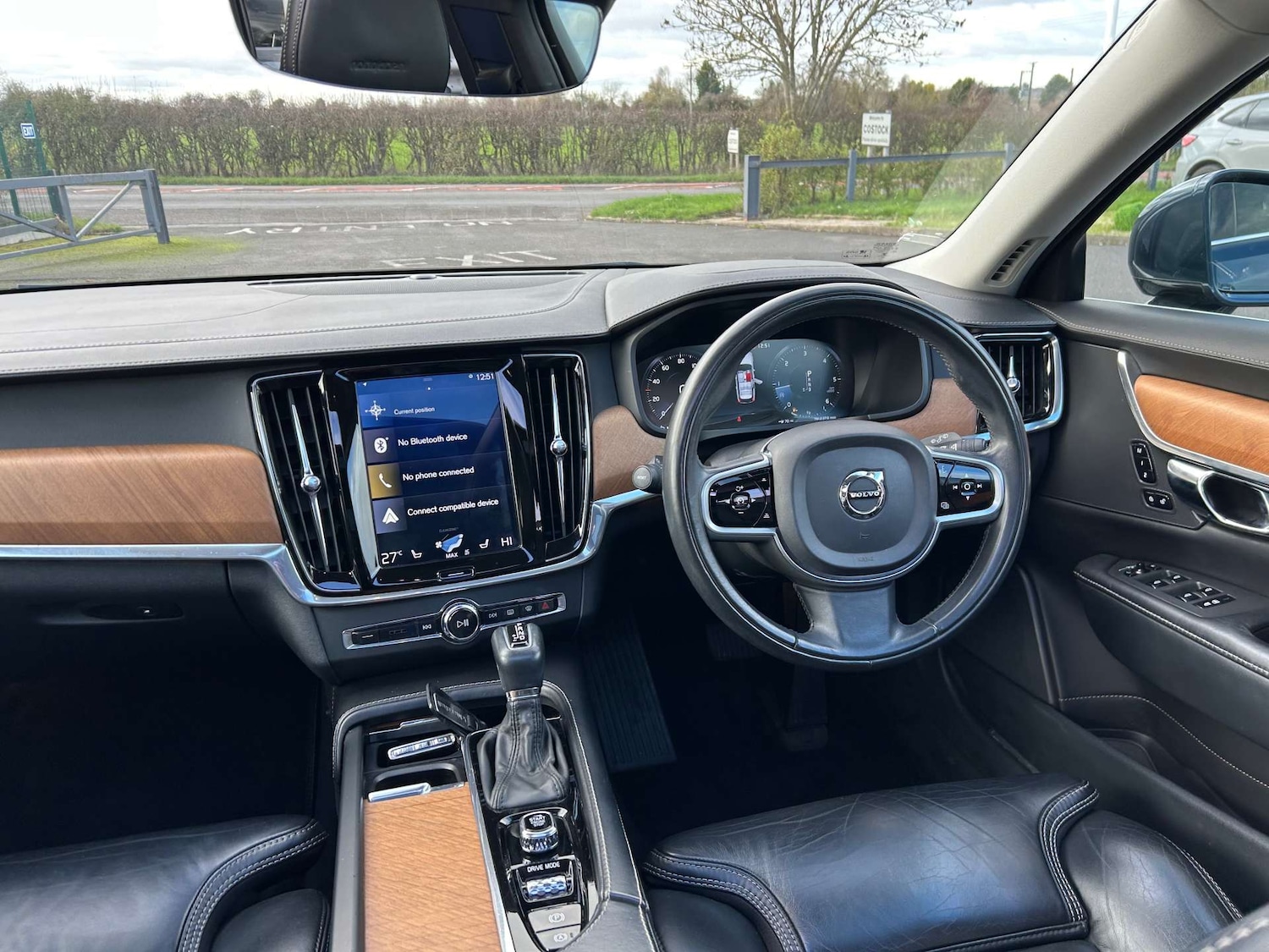 Used Volvo V90 2018 for sale - 76629670: Photo 2