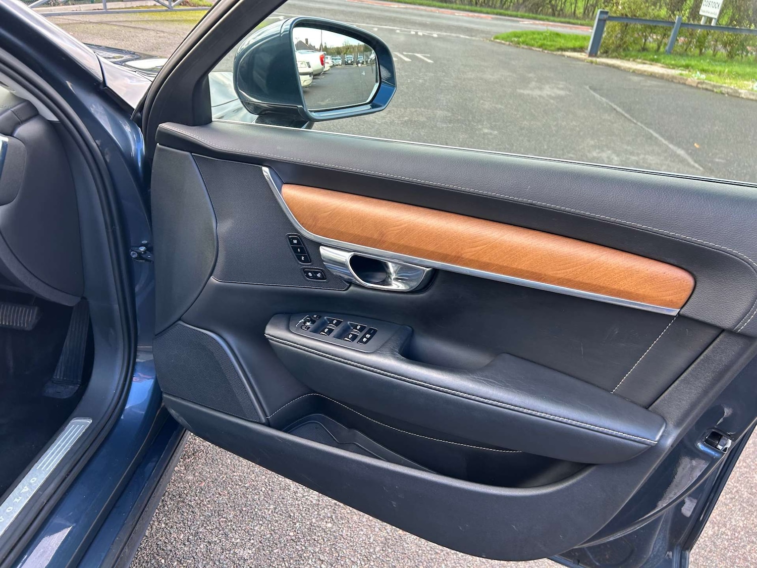 Used Volvo V90 2018 for sale - 76629670: Photo 39