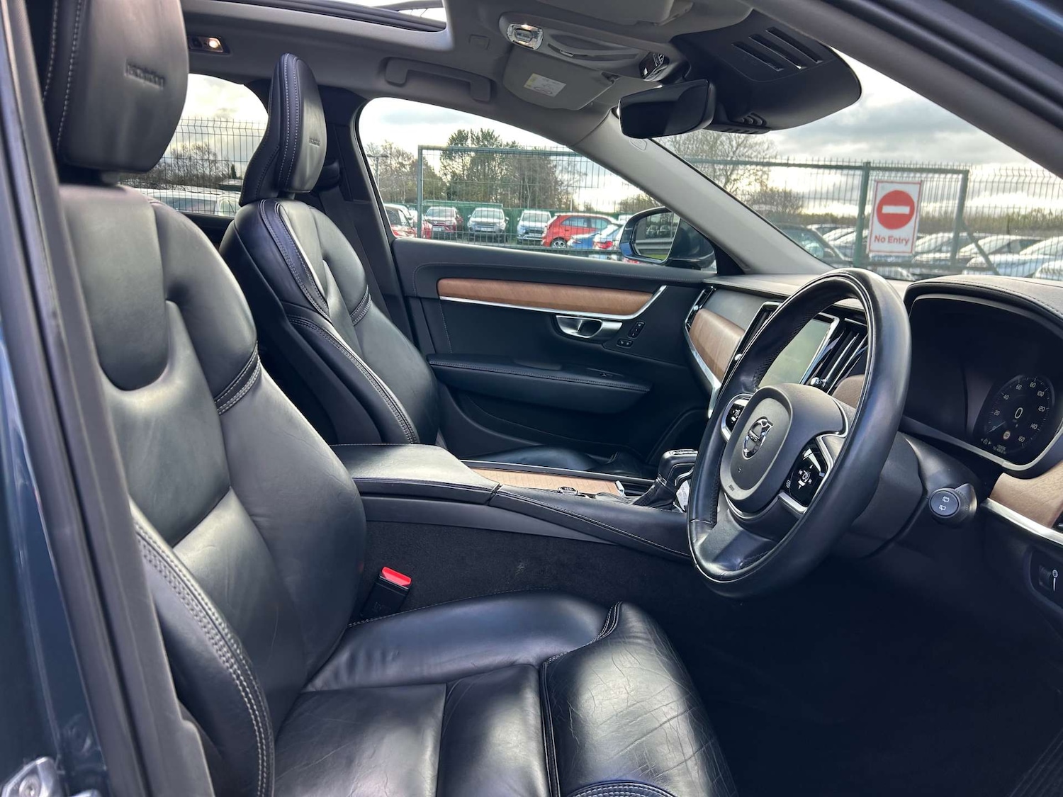 Used Volvo V90 2018 for sale - 76629670: Photo 44