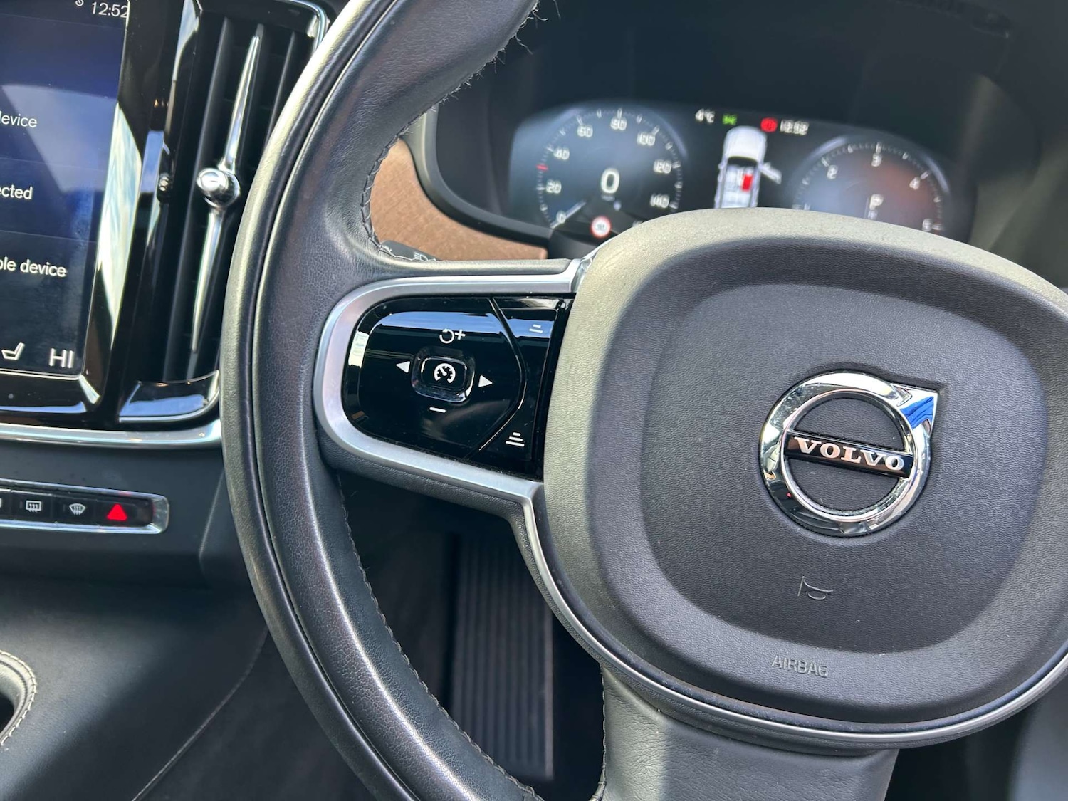 Used Volvo V90 2018 for sale - 76629670: Photo 47