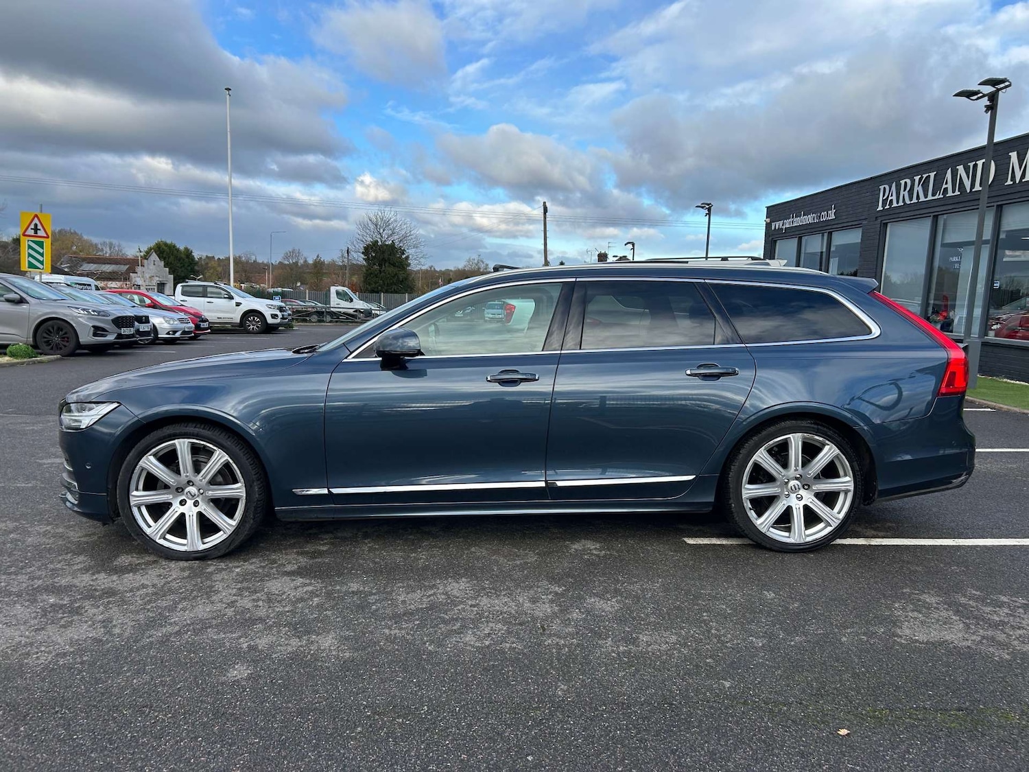 Used Volvo V90 2018 for sale - 76629670: Photo 5