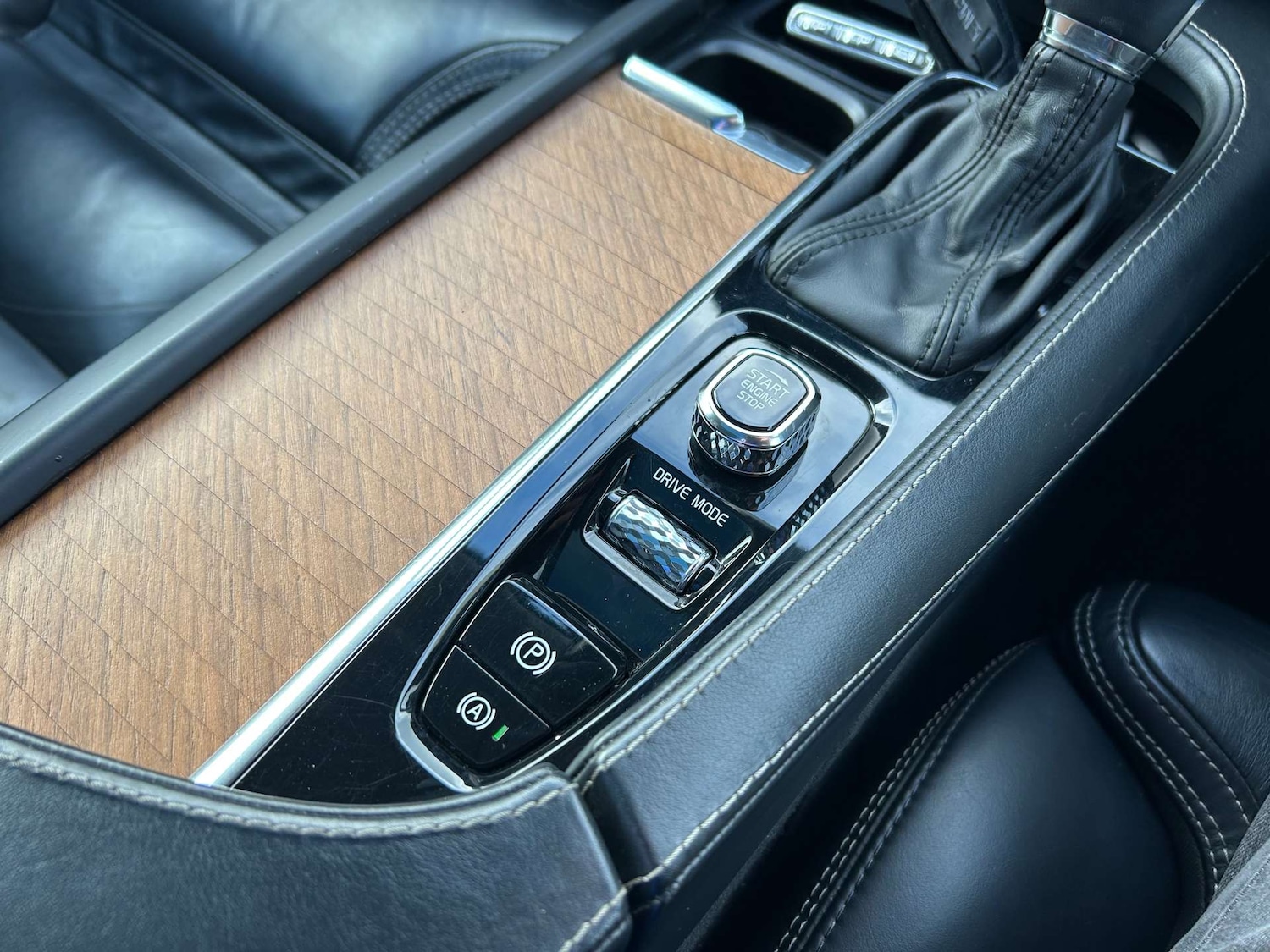 Used Volvo V90 2018 for sale - 76629670: Photo 55