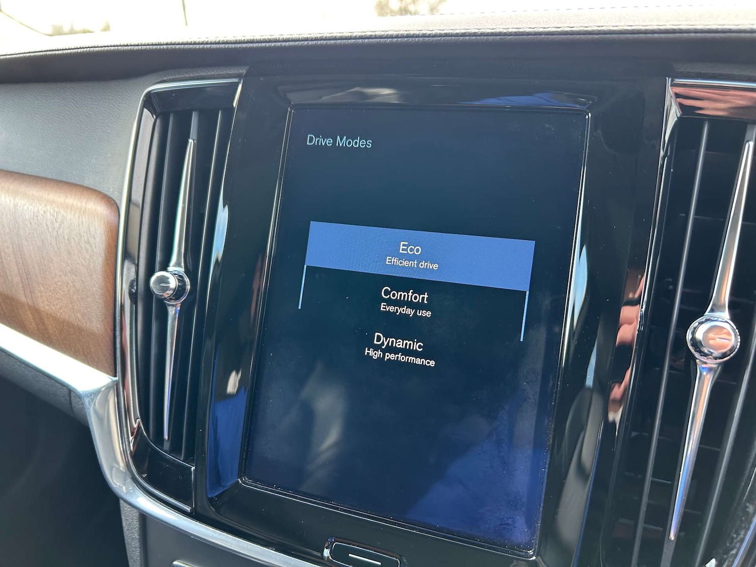 Used Volvo V90 2018 for sale - 76629670: Photo 65