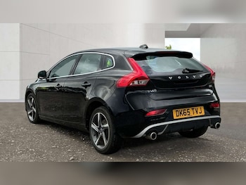 Used Volvo V40 2015 for sale - 78955809: Photo