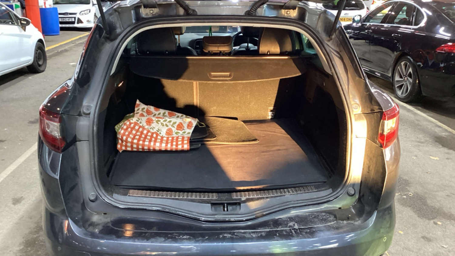 Used Renault Megane 2017 for sale - 77157196: Photo 8