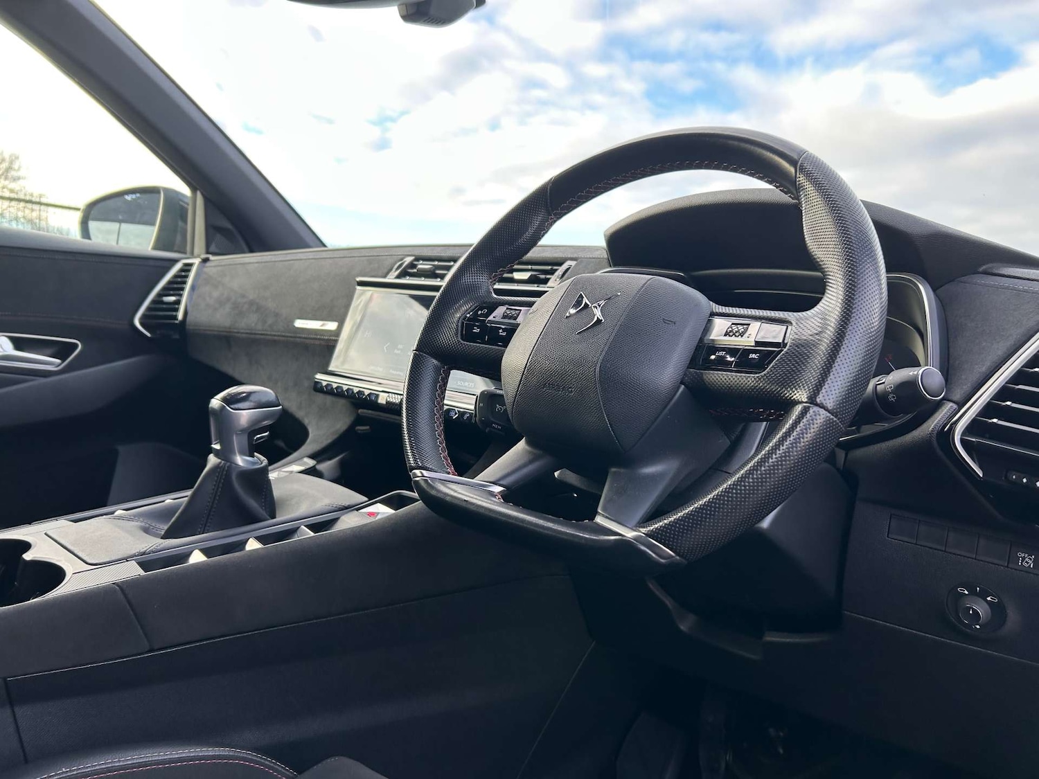 Used DS Automobiles DS 7 Crossback 2020 for sale - 76946122: Photo 14