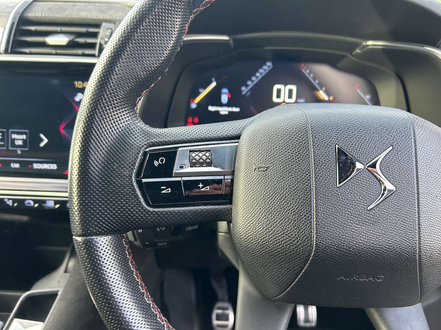 Used DS Automobiles DS 7 Crossback 2020 for sale - 76946122: Photo 54