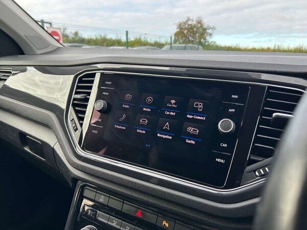 Used Volkswagen T-Roc 2018 for sale - 76020190: Photo 19