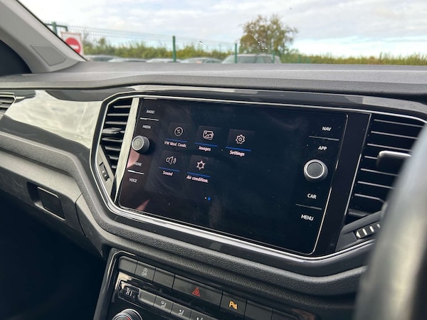 Used Volkswagen T-Roc 2018 for sale - 76020190: Photo 22